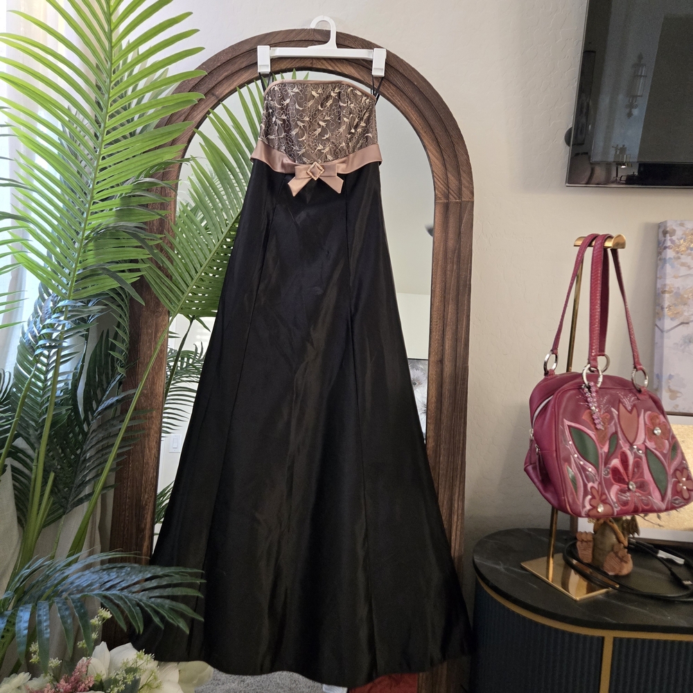 Jessica McClintock Gunne Sax Strapless Black Gown Vintage Size 5 Lace Bodice